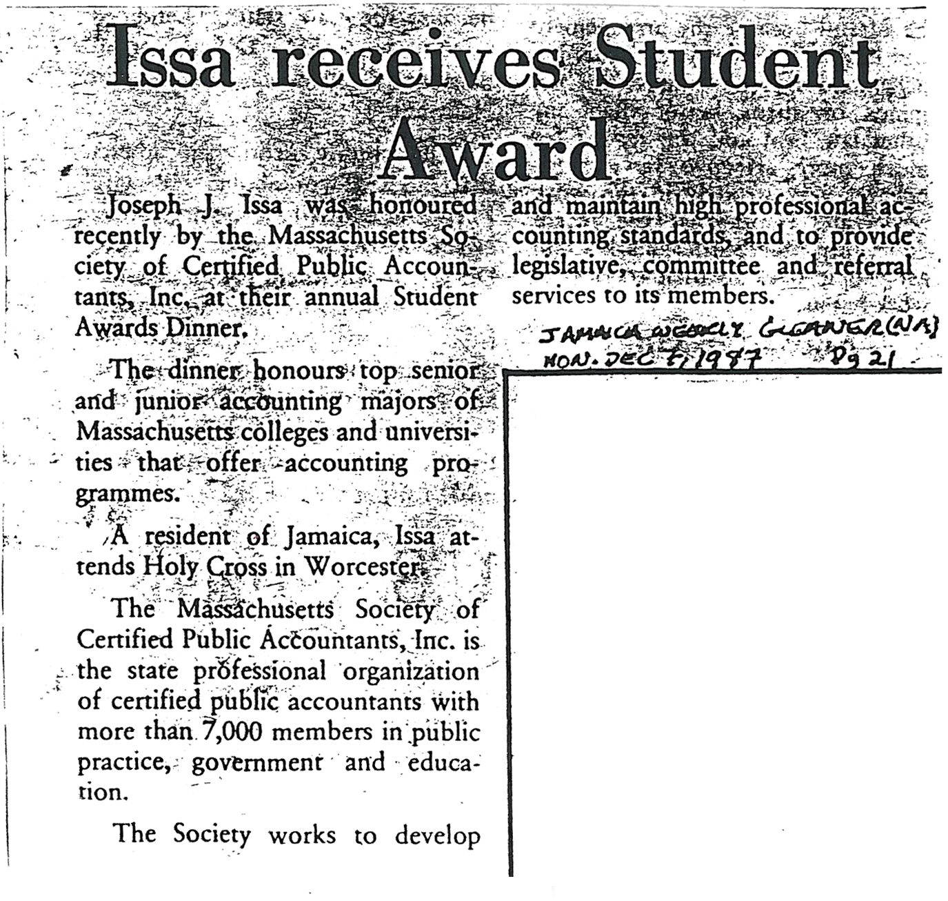 Issa receives Student Award